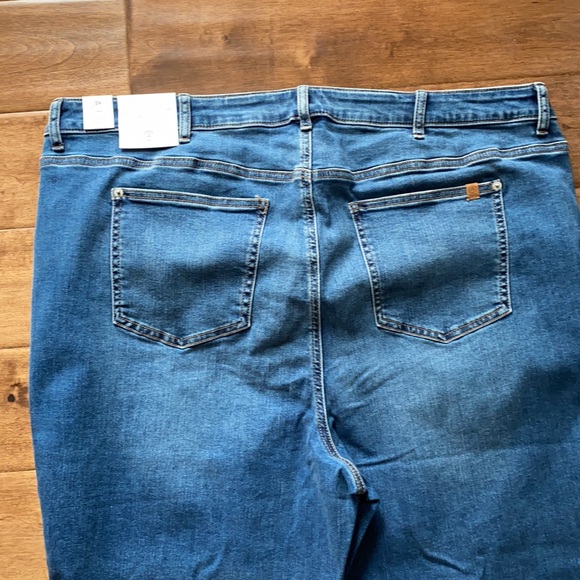 Medium washed skinny jeans - Picture 2 of 2